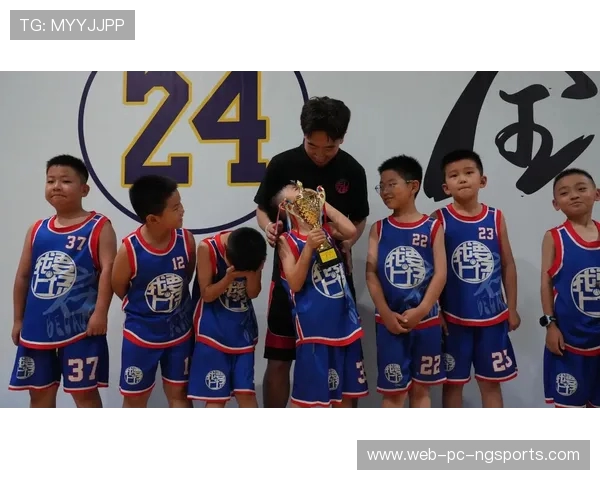 探秘当代篮球运动员成长之路与竞技精神塑造全面解读新趋势洞察篇