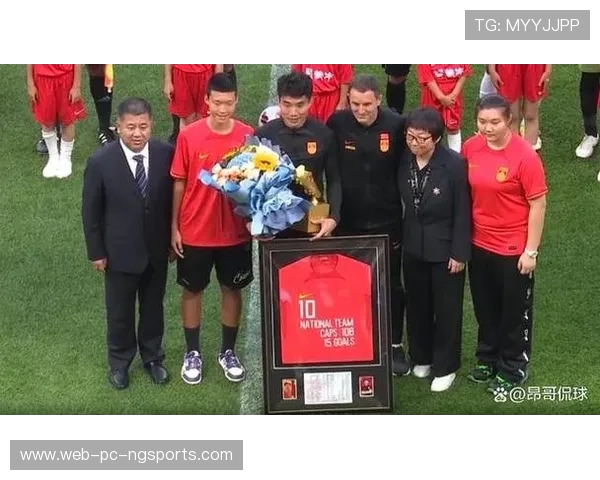 南京足球队节奏之争引发球迷热议与媒体关注 南京足球队节奏之争引发球迷热议与媒体关注