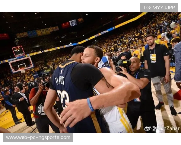 2015年NBA季后赛勇士对战鹈鹕精彩回顾与赛季分析