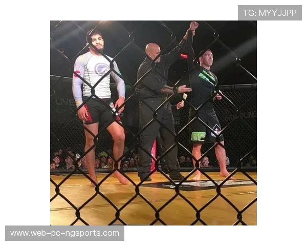 UFC本卡斯旺森对决精彩回顾与赛后分析全景展现 UFC本卡斯旺森对决精彩回顾与赛后分析全景展现