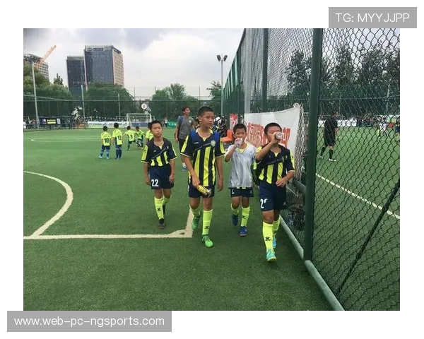 光州队与尚州尚武队的激烈对决展现足球魅力与团队精神的巅峰对抗