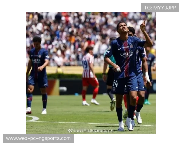 巴黎圣尔曼与曼彻斯特的巅峰对决引发全球球迷热议